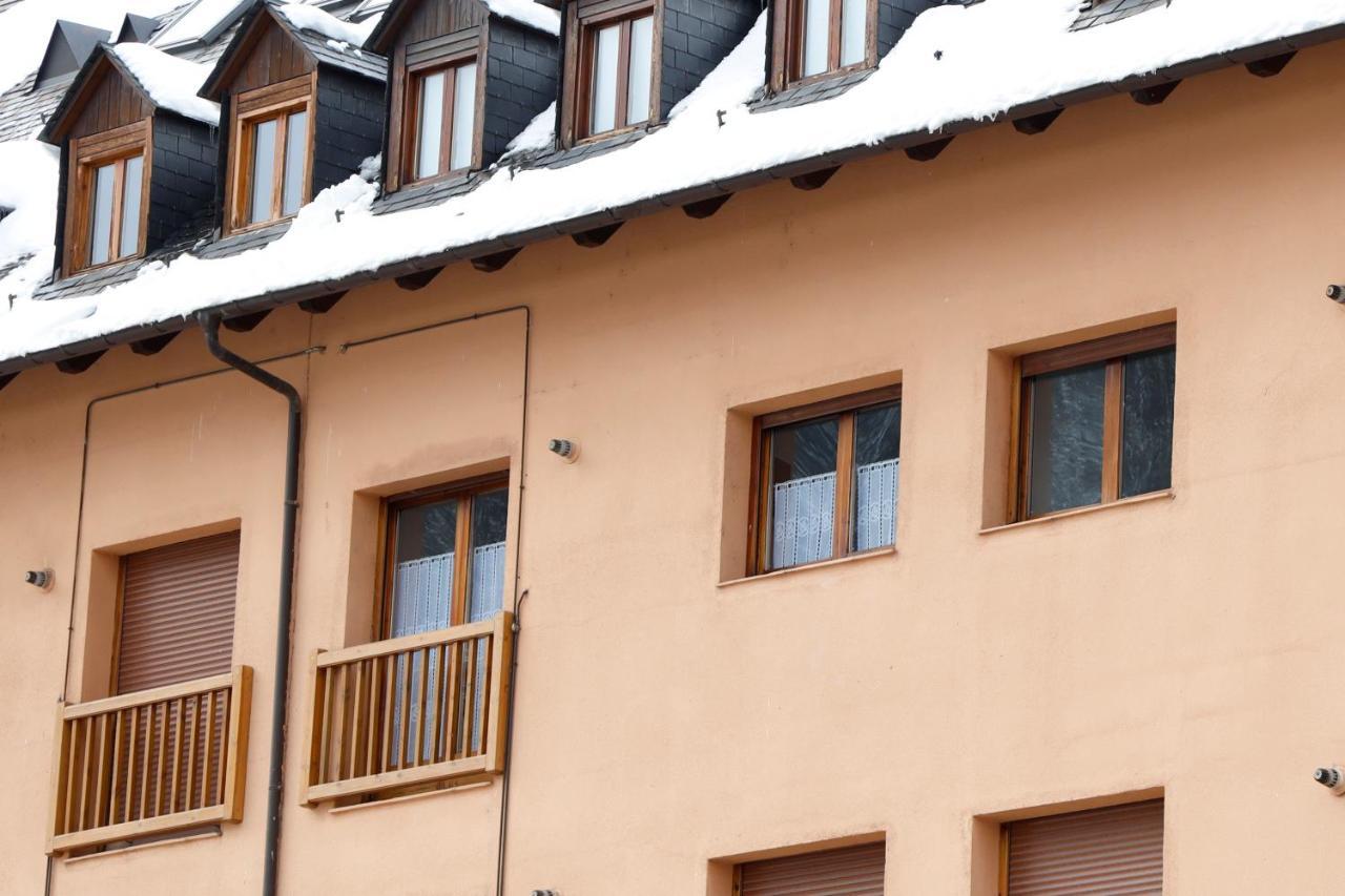 Apartamento Besiberri ビエルハ エクステリア 写真